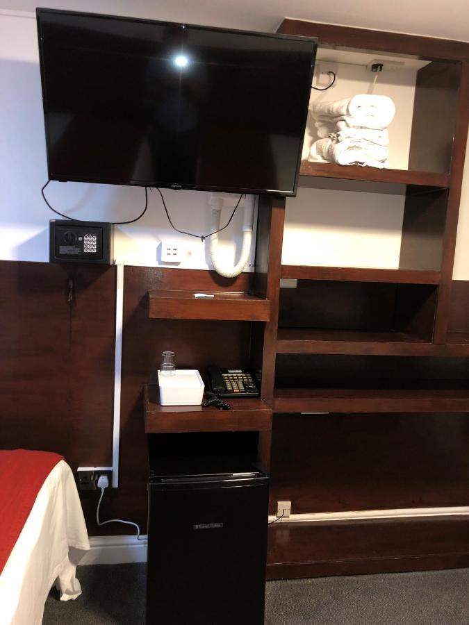 Plaza London Hotel Екстер'єр фото