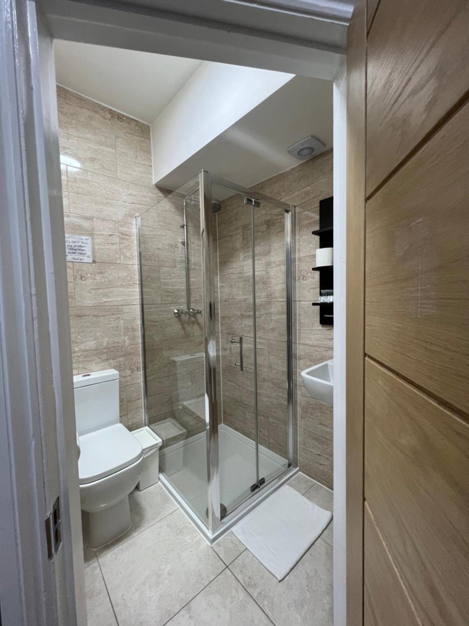 Plaza London Hotel Екстер'єр фото