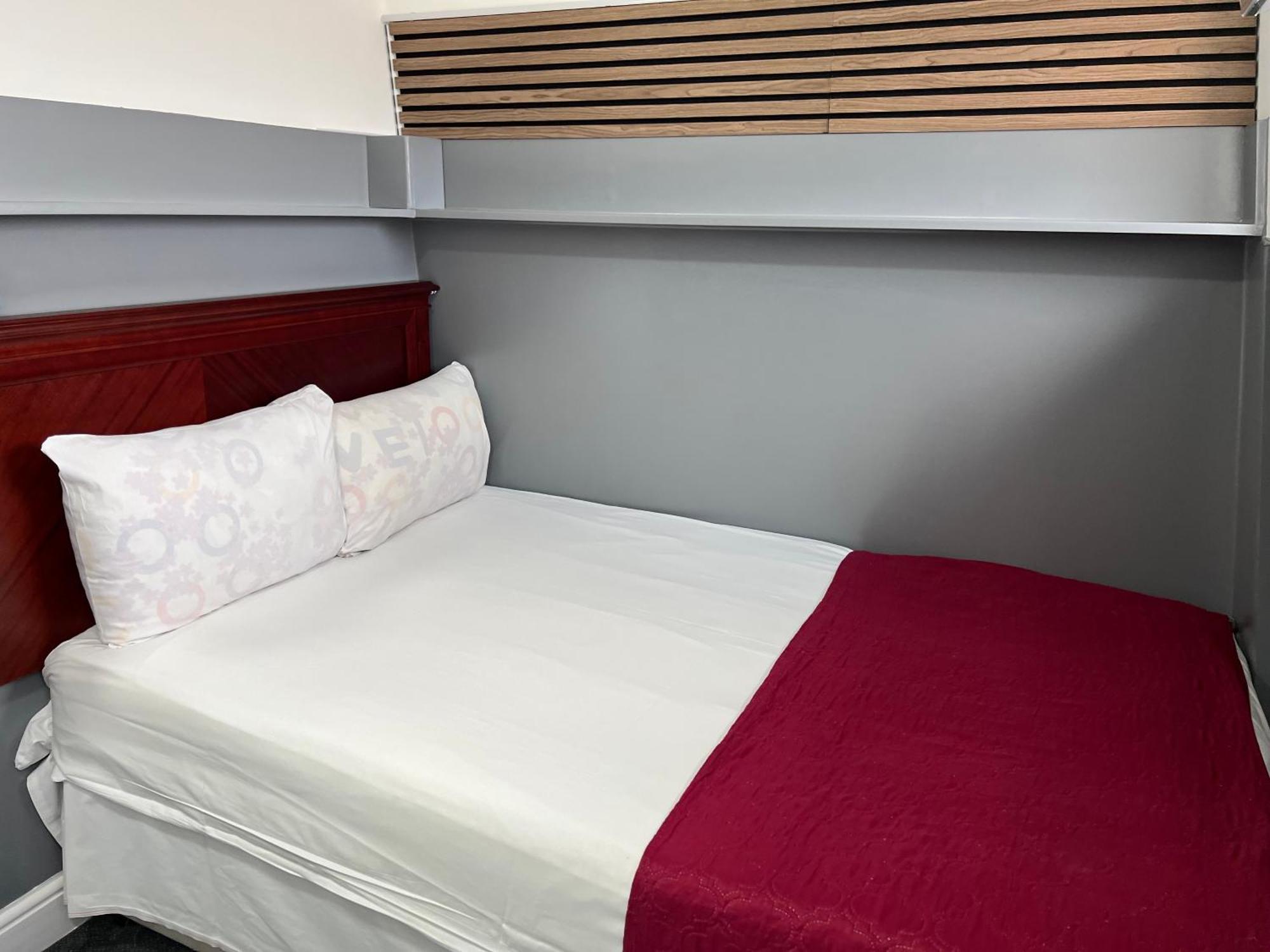 Plaza London Hotel Екстер'єр фото