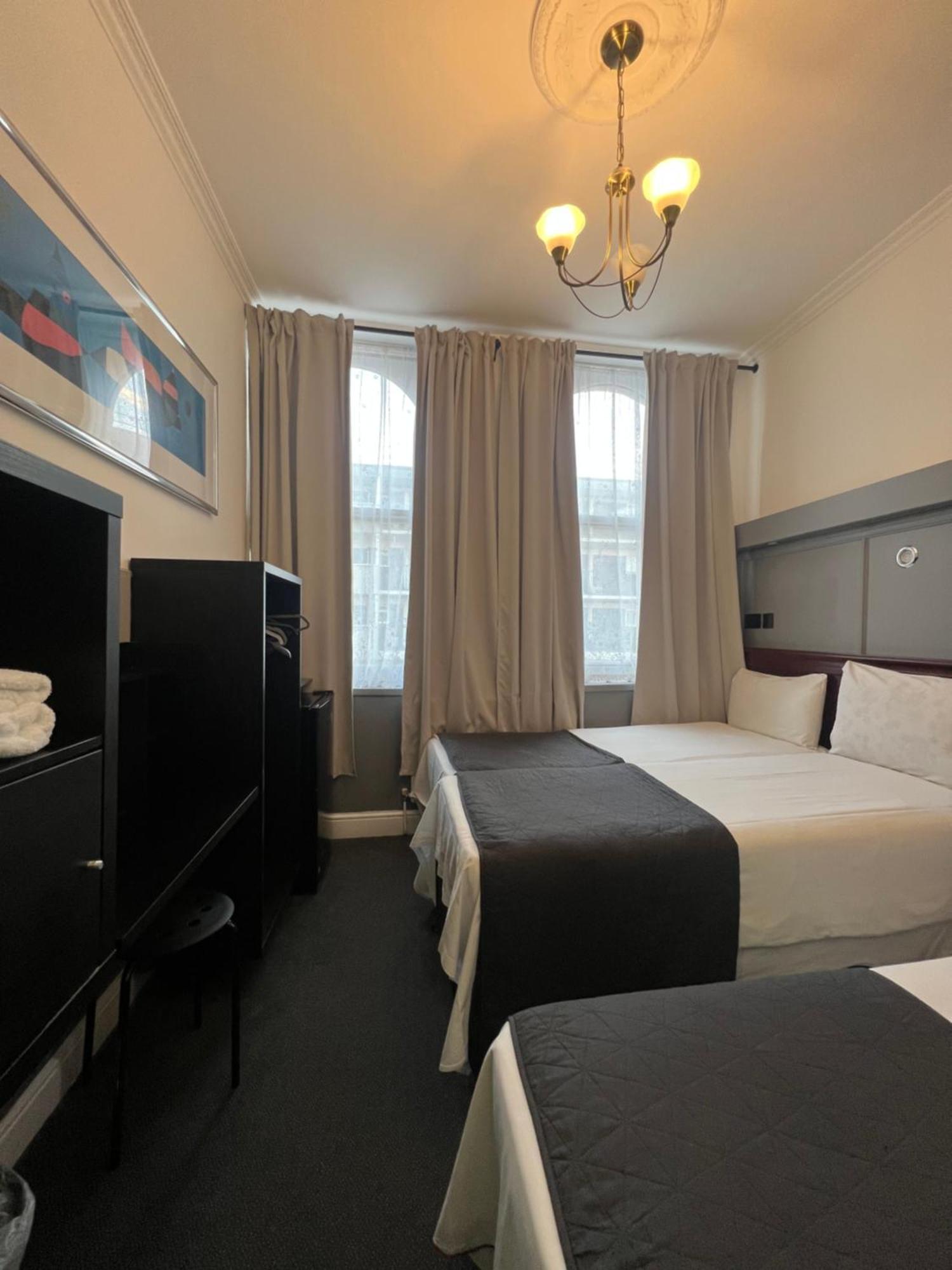Plaza London Hotel Екстер'єр фото
