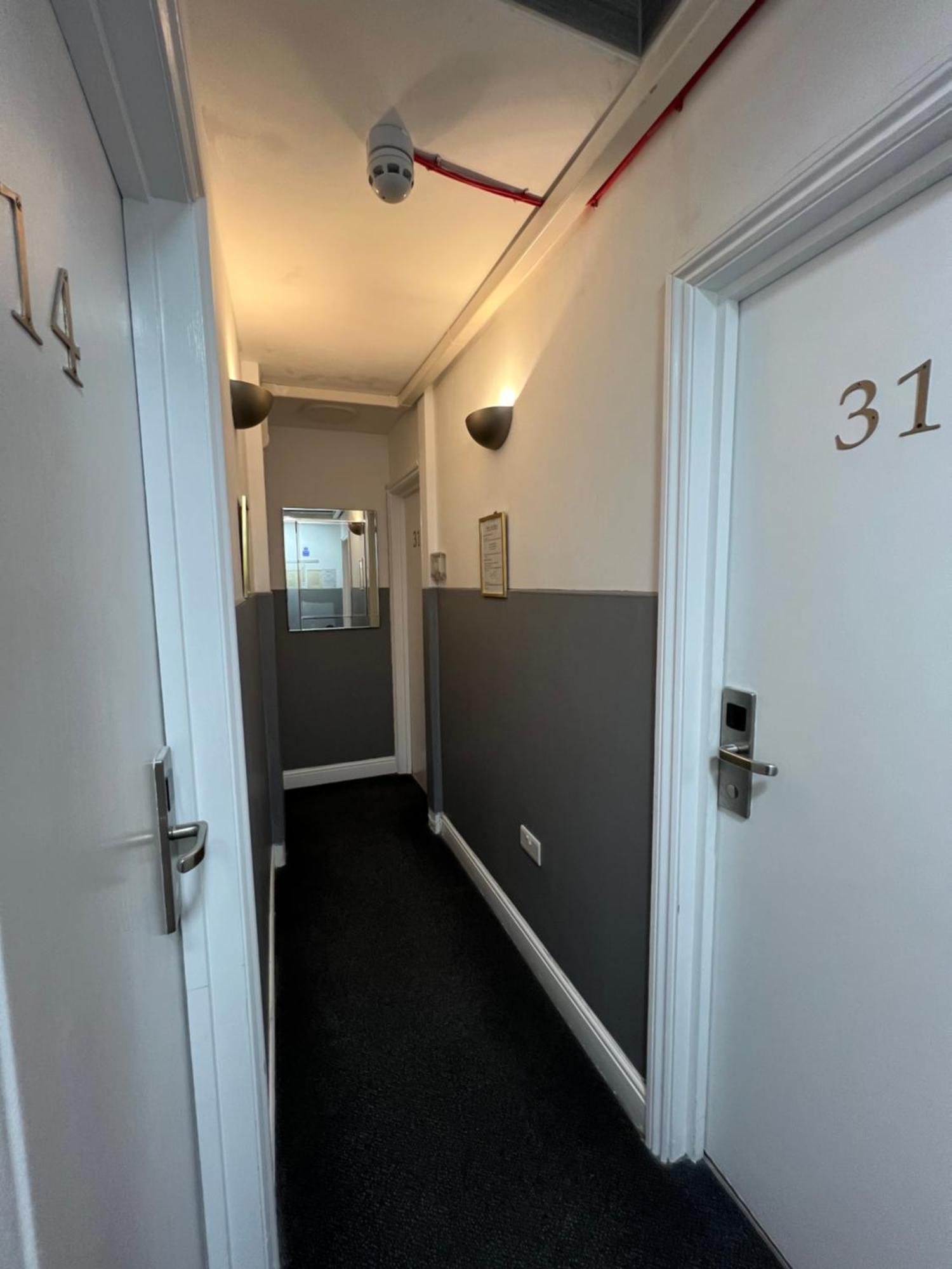 Plaza London Hotel Екстер'єр фото