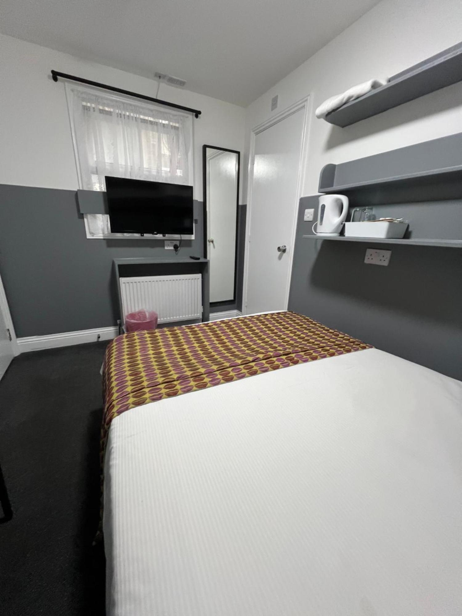 Plaza London Hotel Екстер'єр фото