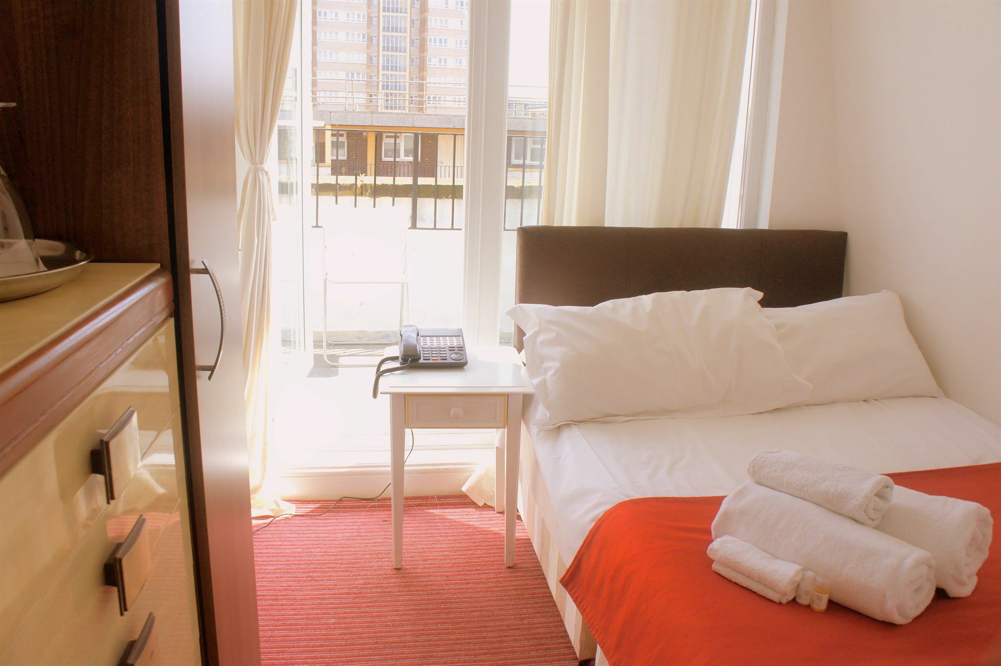 Plaza London Hotel Екстер'єр фото